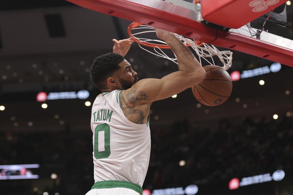 刻引发了球 刻引发了球