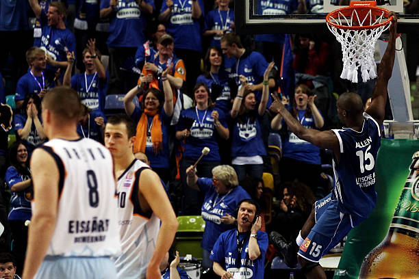 詹姆斯在湖 詹姆斯在湖